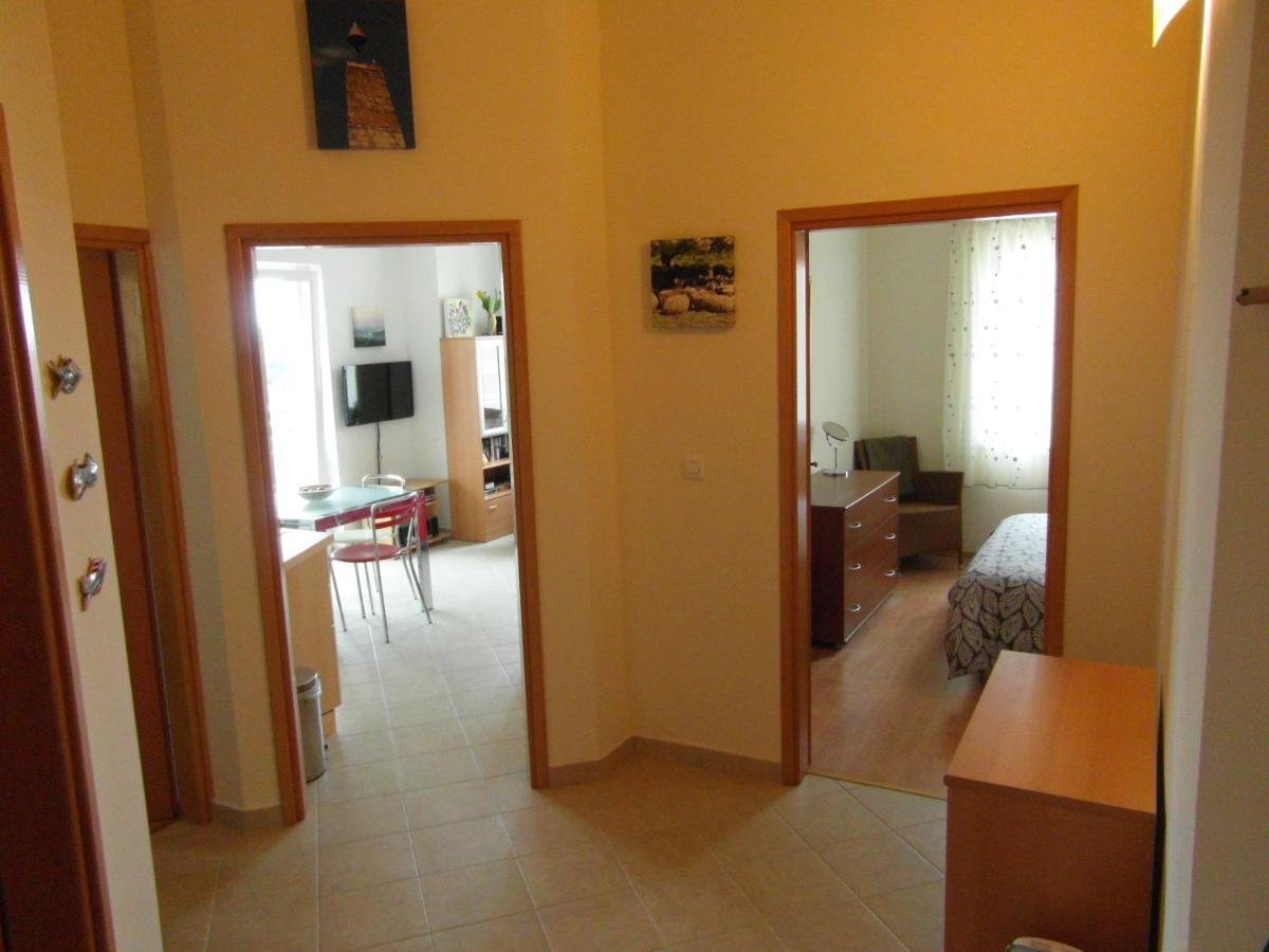 Bentley - Sea-View - 2 Bedroom Apartment Premantura Dış mekan fotoğraf